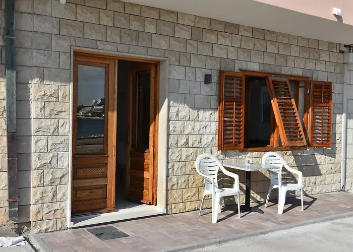 Nede * Podgora (Split-Dalmatia)